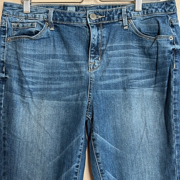 Mossimo Curvy Women’s Bootcut Jeans - Picture 3 of 13